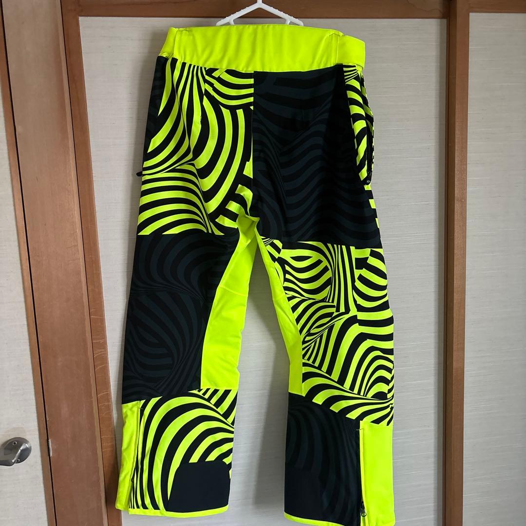 ゆう　オンヨネ　スキーウェア 男性用 蛍光イエロー黒　ゼブラカラー