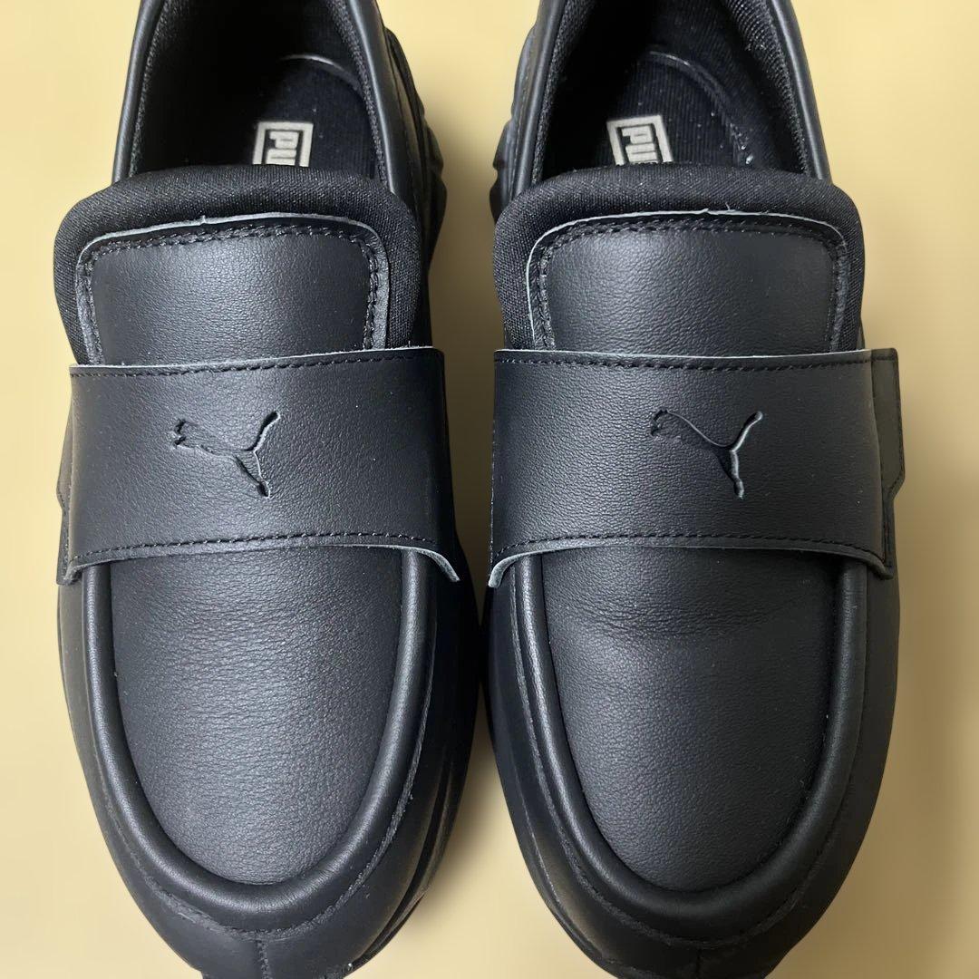 PUMA LOAFYR WNS ローファー【25cm】