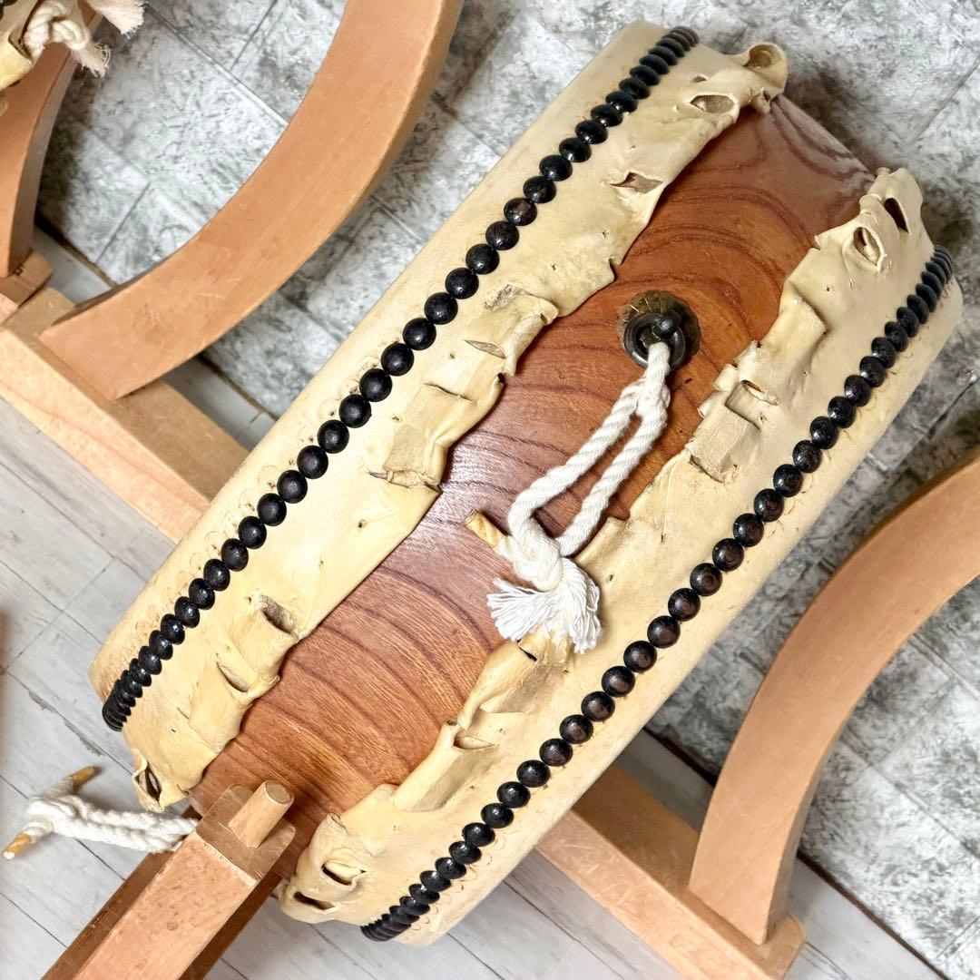 短胴和太鼓 打面一尺三寸・全長七寸・短胴羅武・台座付