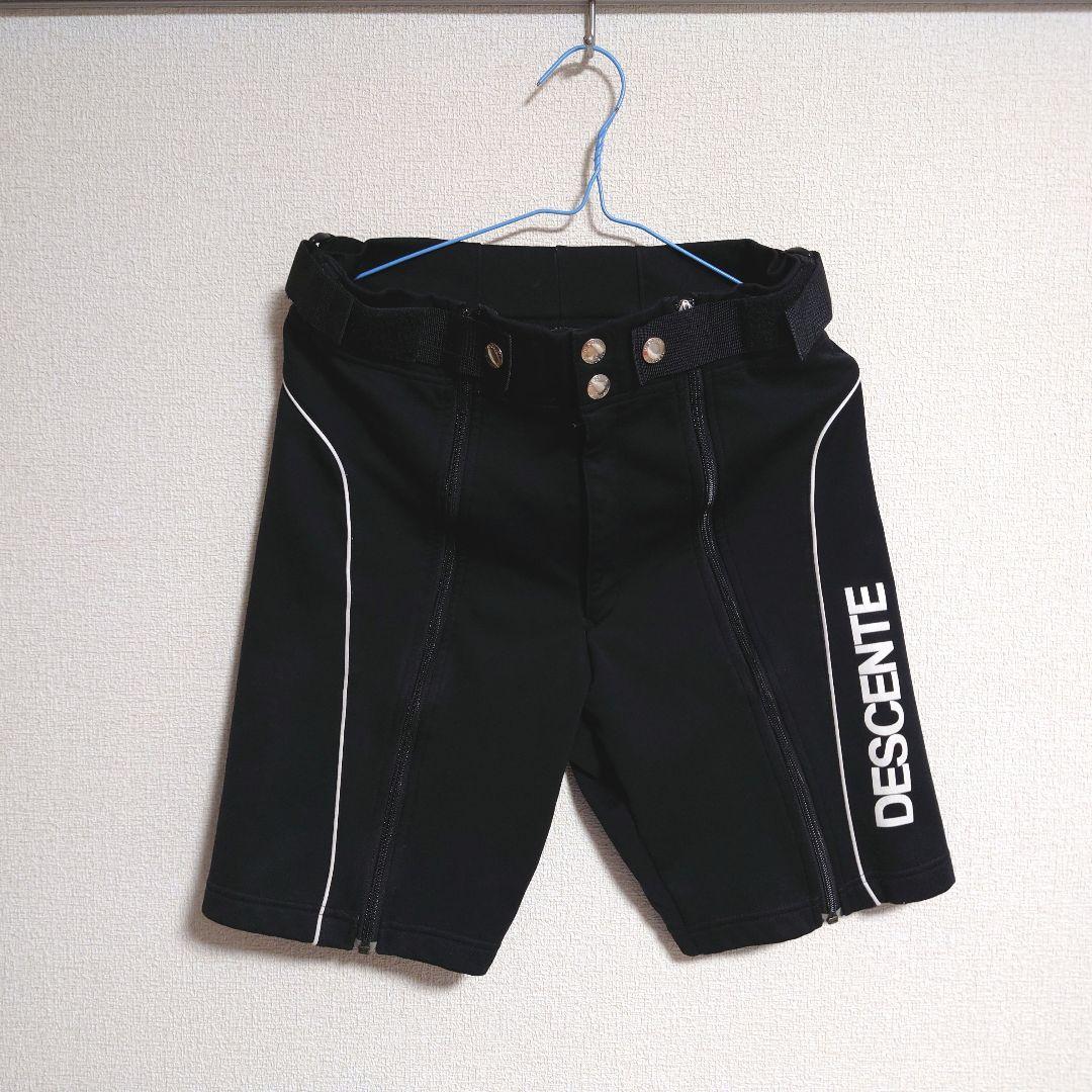 DESCENTE　ハーフパンツ
