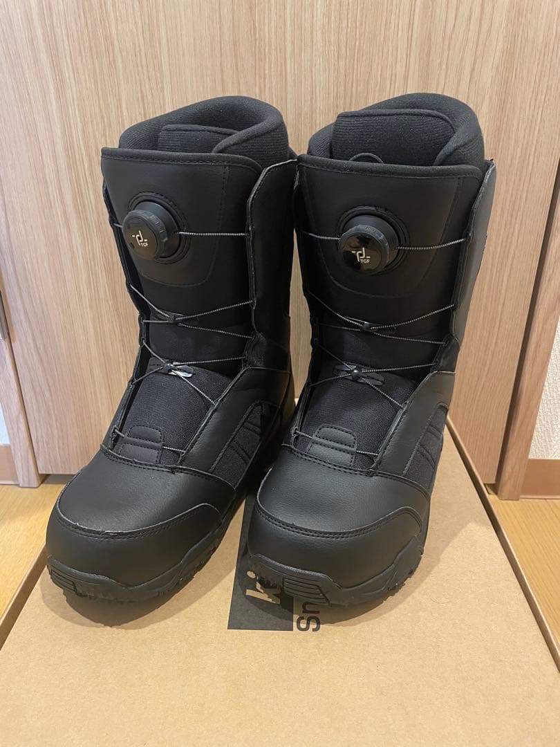 【1回使用のみ】kissmark スノーボードブーツ 28cm BK