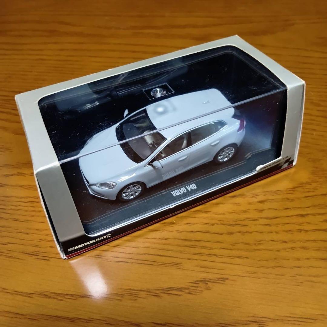 MOTORART モーターアート　ボルボ　V40 1/43