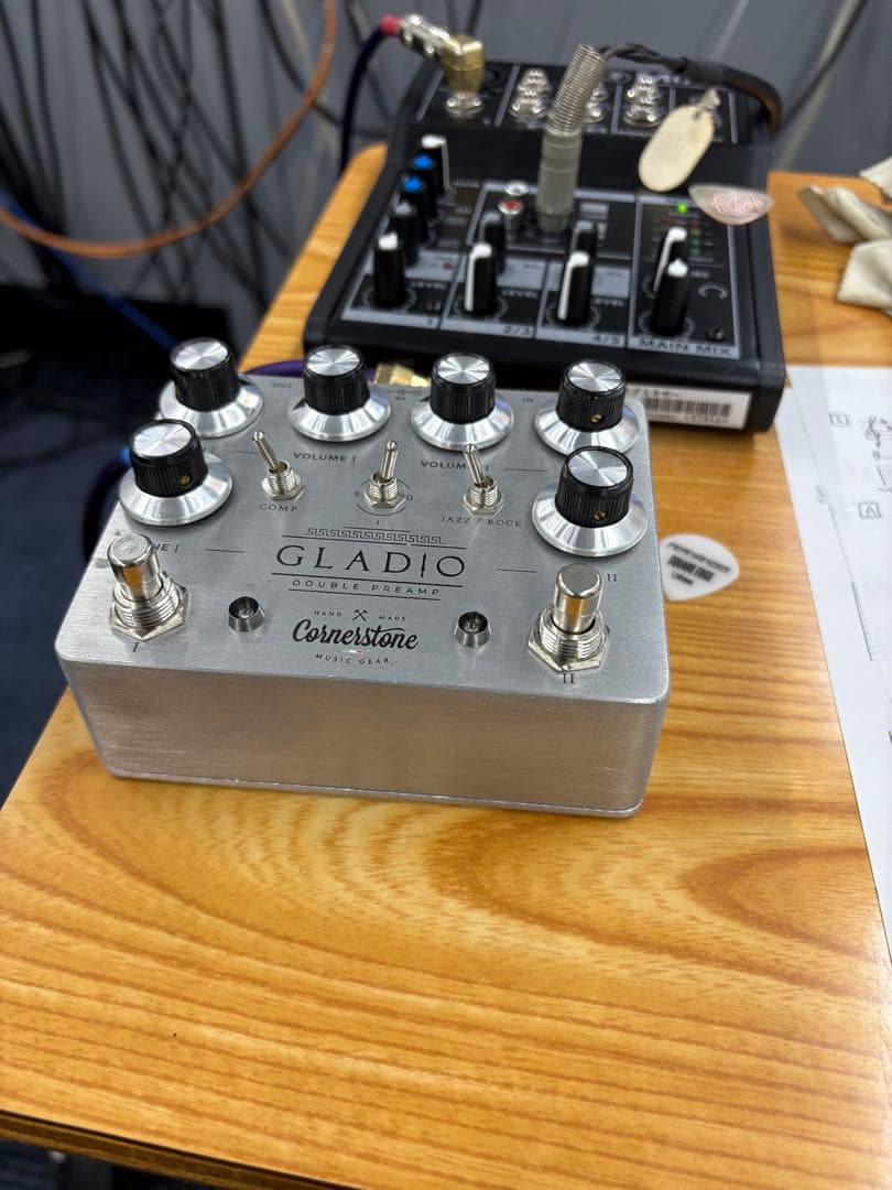 Cornerstone GLADIO ダンブル系オーバードライブ　プリアンプ