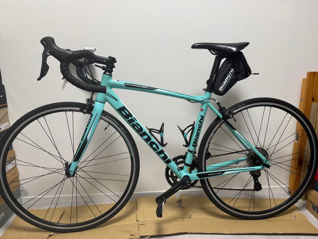 ロードバイク入門セット(Bianchiビアニローネ7 2020年モデル)