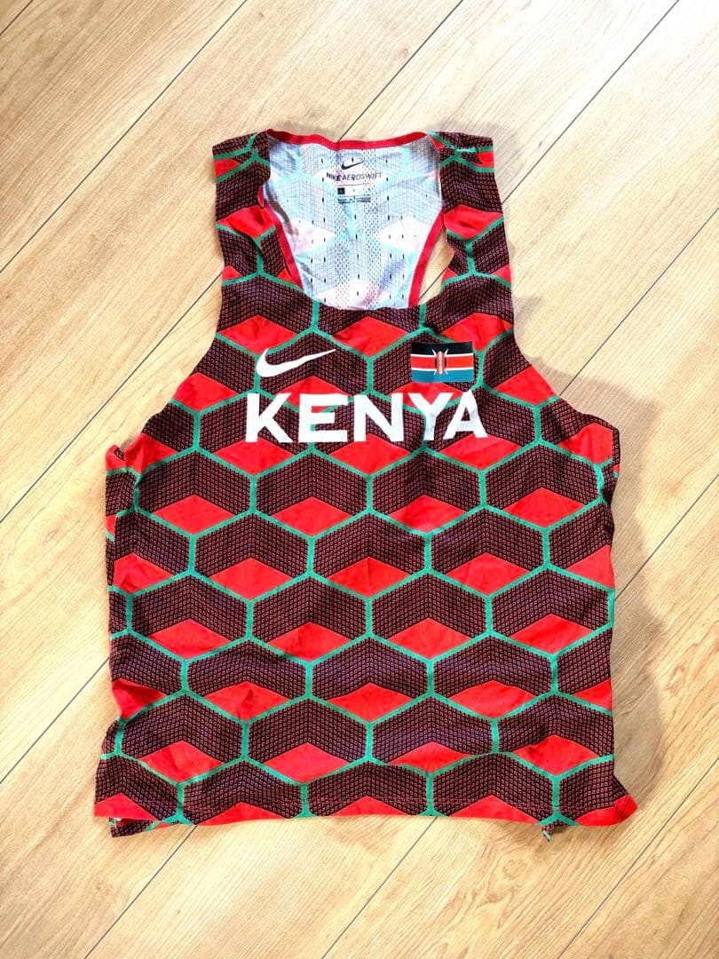 Nike ケニア代表 ランシャツ　Lサイズ　マラソン