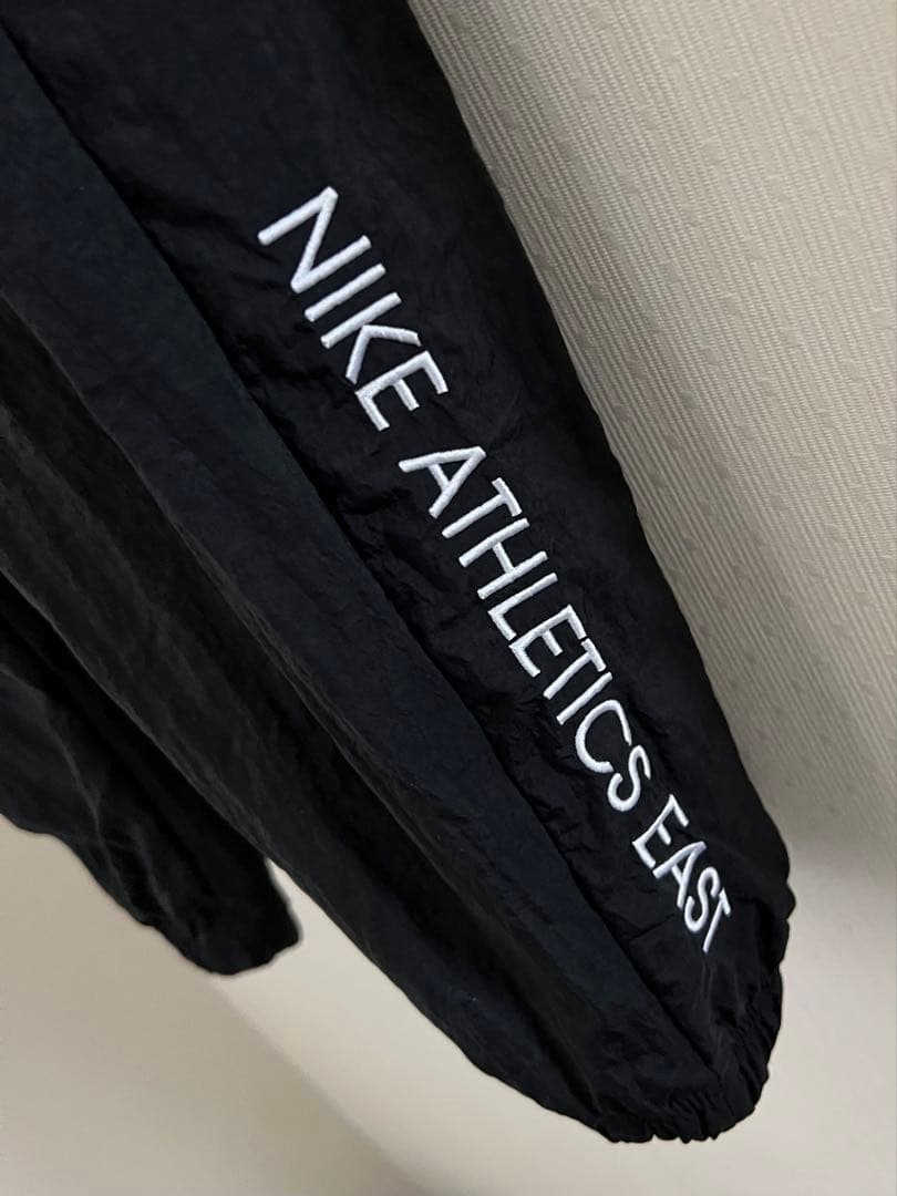 最終値下げ中‼️レア‼︎ 早い者勝ち‼︎《NIKE》ナイキ ウィンドブレーカー 黒 S