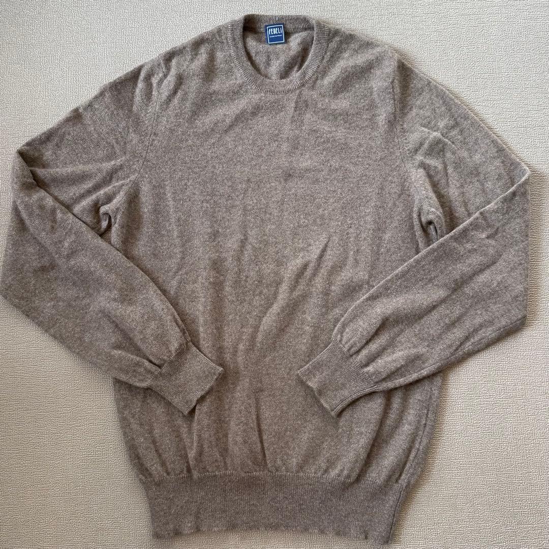 FEDELI ベージュ クルーネックセーター