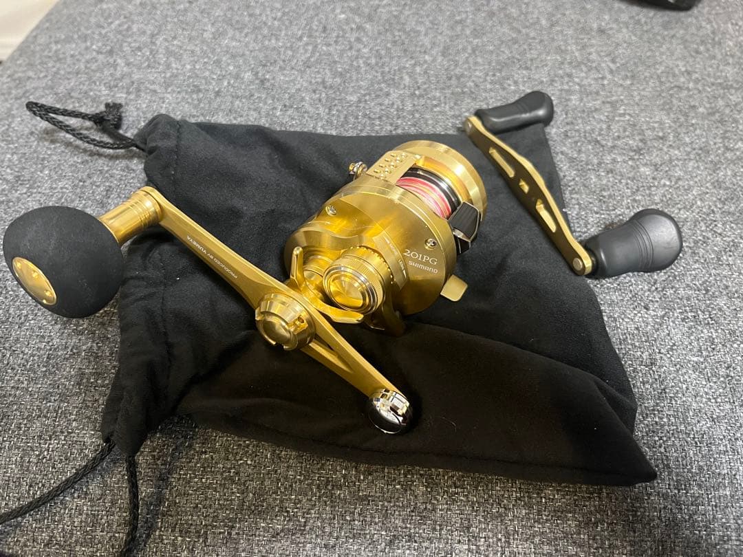 シマノ オシア コンクエスト　201PG ゴールド左