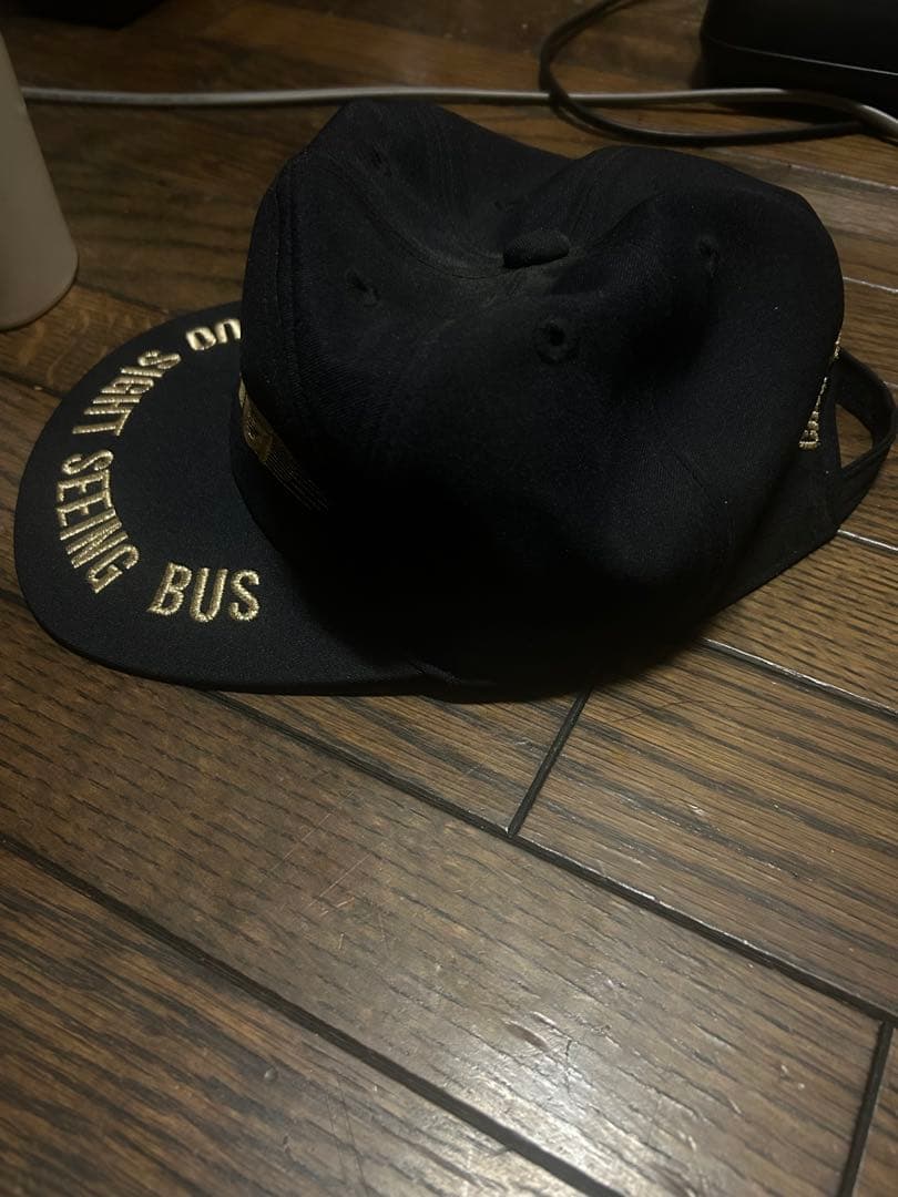 りょう　ZIPANG 黒 キャップ ゴールド刺繍