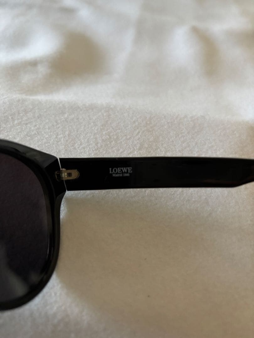 ロエベ LOEWEサングラス レディース ブラック