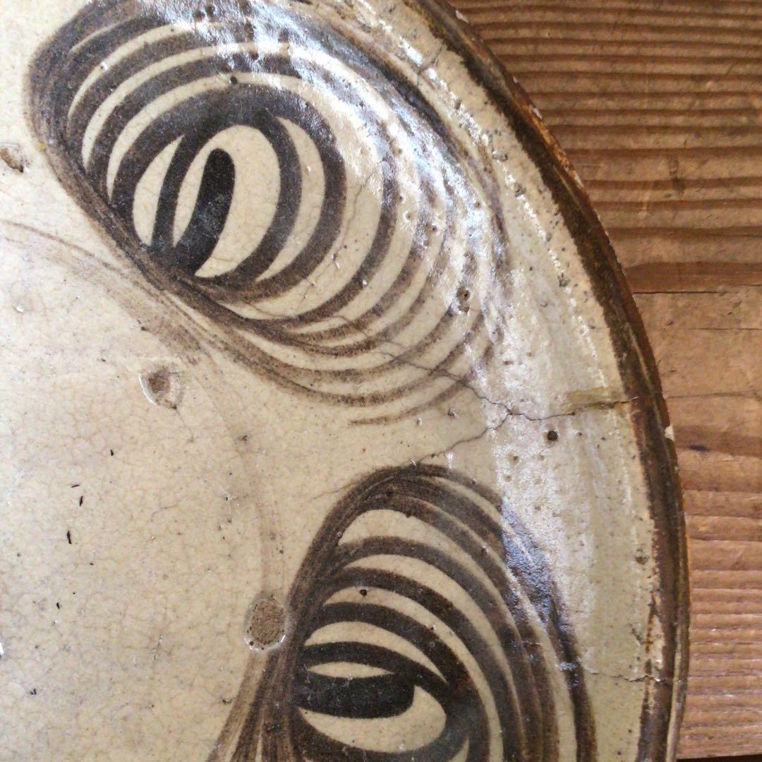 No4146 瀬戸焼き　鉄釉　馬の目皿　直径27.5cm 古瀬戸　石皿　送料無料