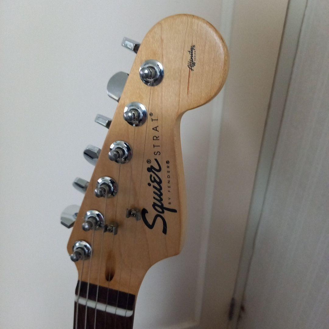 SQUIER BY FENDER　Affinity strat