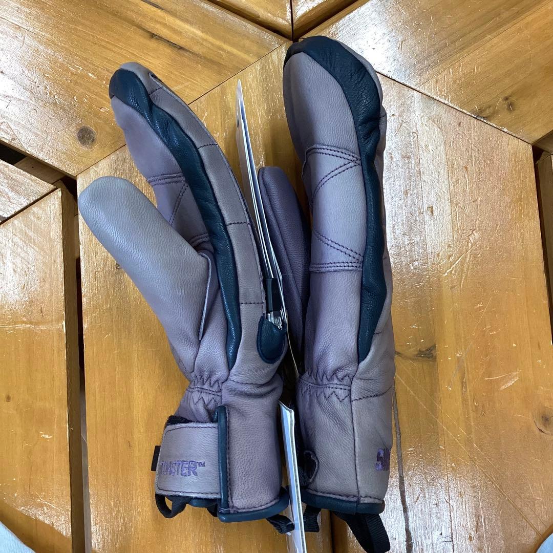 【店頭展示品、色褪せあり】　SWANY スノーボードグローブ　レディース　M