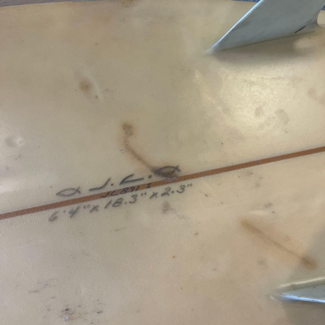 ショートボード6’4　サーフボード　ハードケース付き　新宿区引取限定