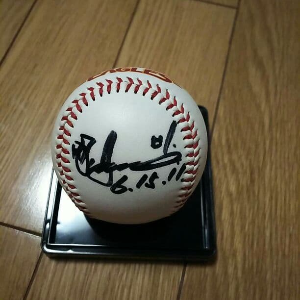 岩村明憲選手 投げ入れサインボール