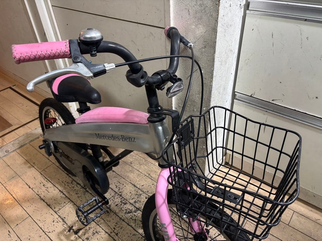 Mercedes-Benz メルセデスベンツ子供用自転車 シルバー/ピンク