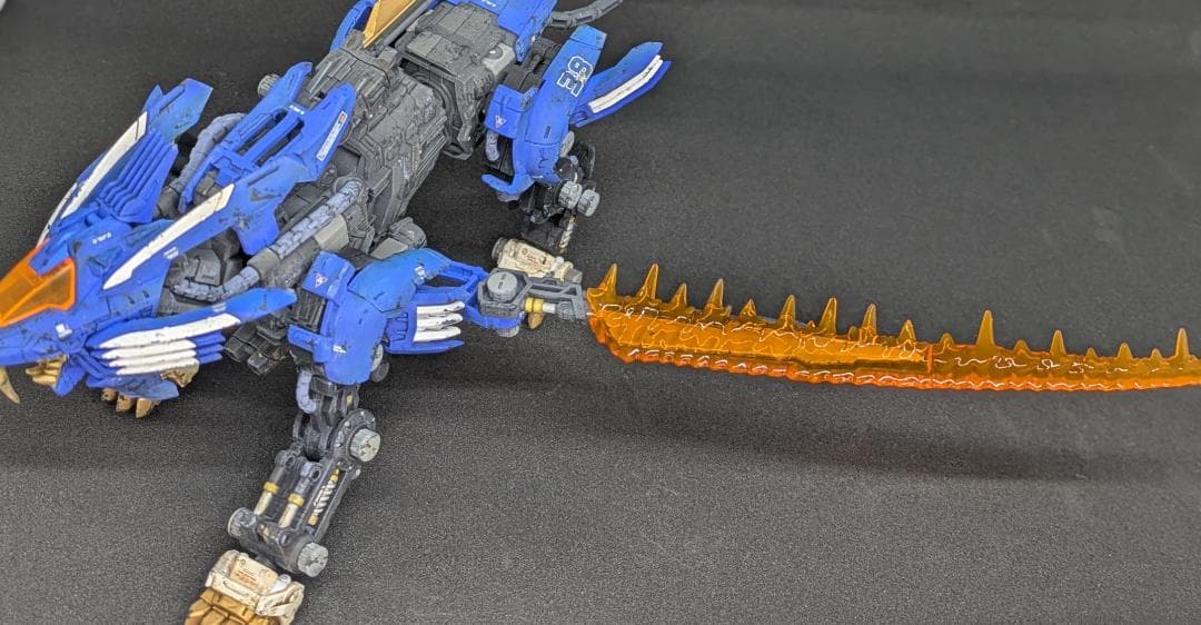 ゾイド　リアライズモデル RMZ-001　ブレードライガー　塗装済み完成品