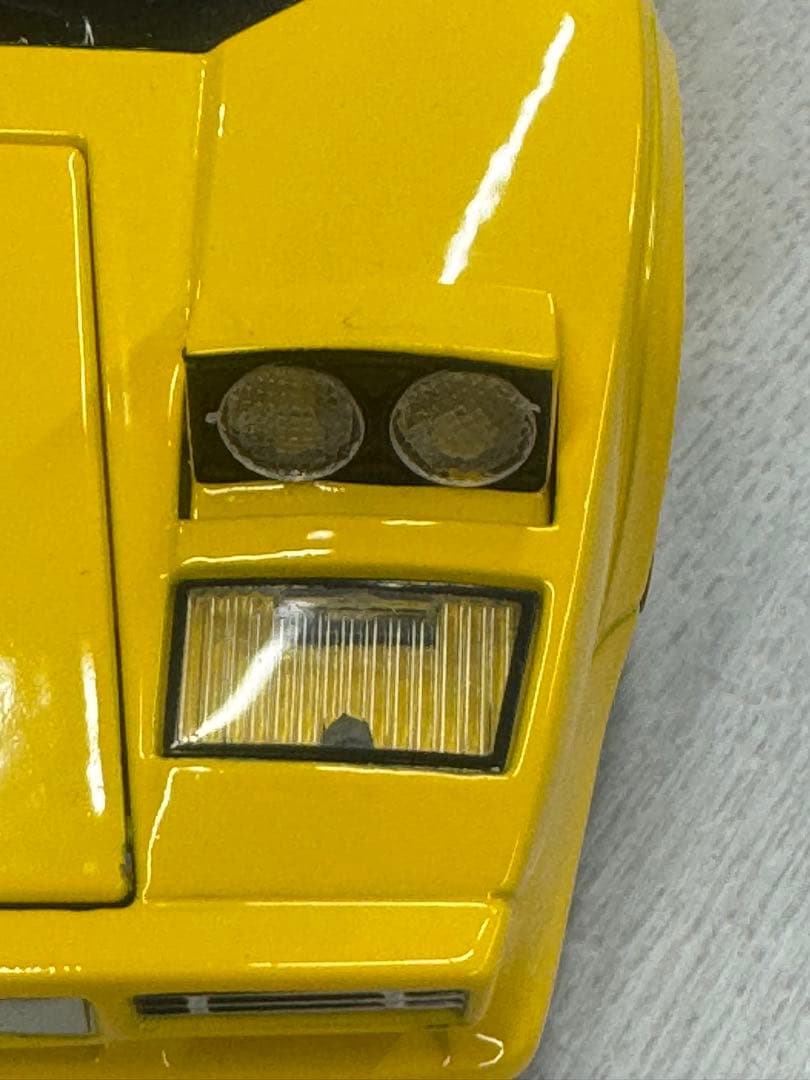 ランボルギーニ イエロー 1/24