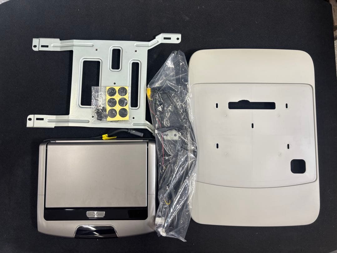 la600s タント 後席モニター エンジンスターター