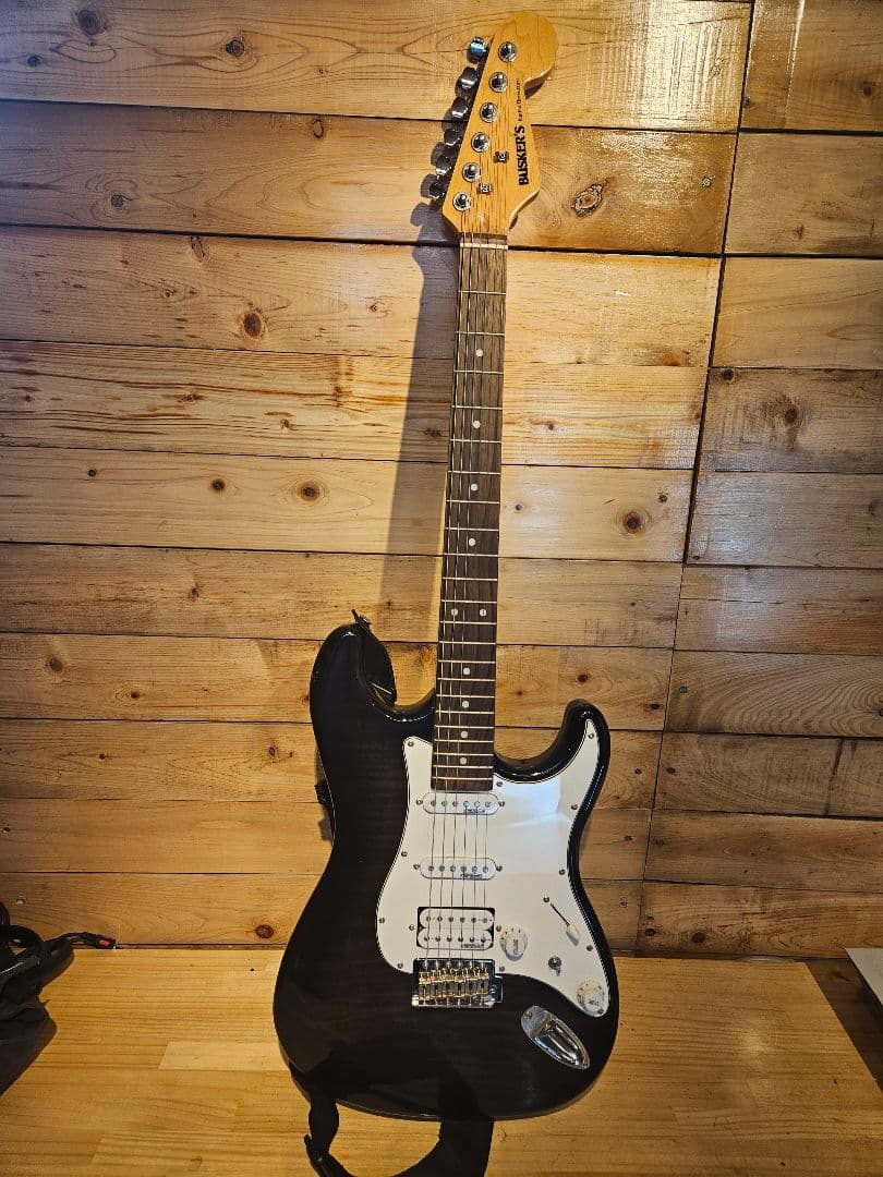 BUSKERS ストラトキャスター
