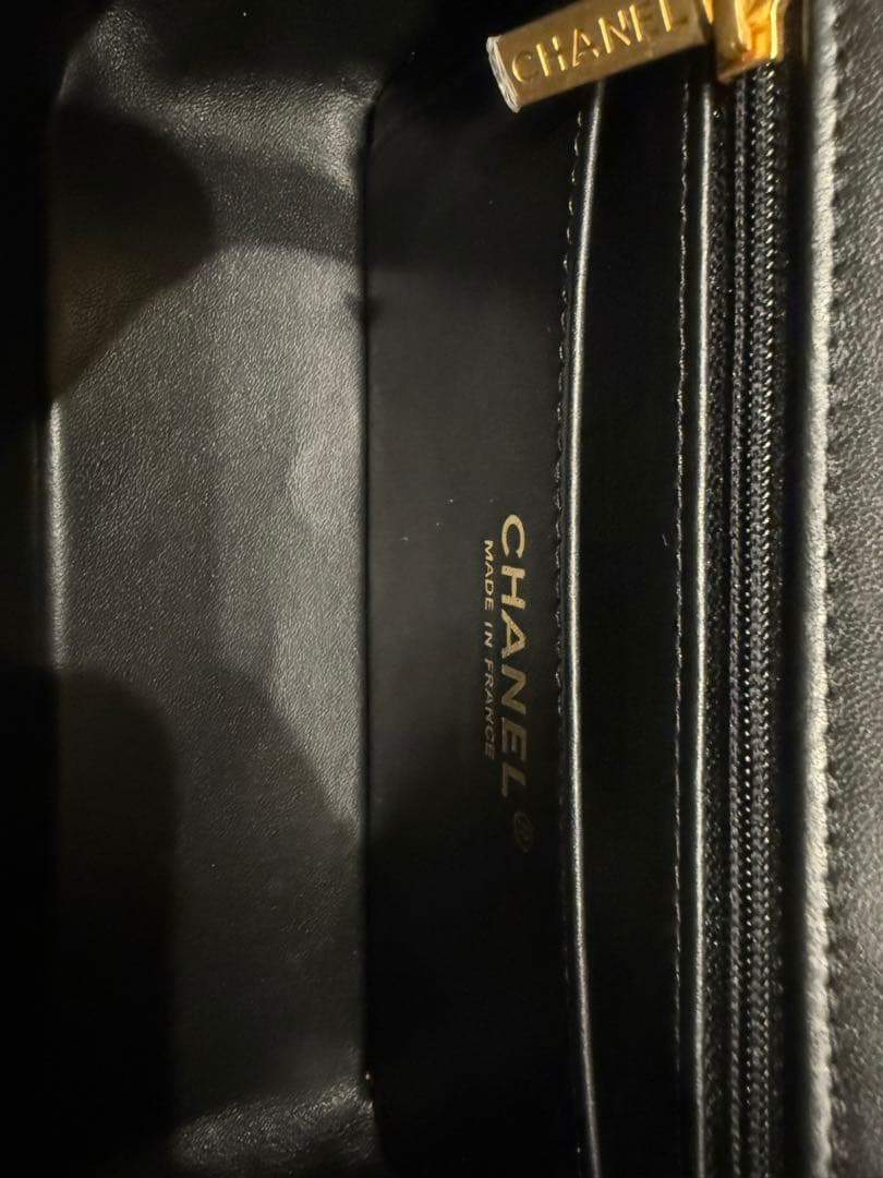 Chanel リボン付き　ベルベット フラップバッグ　ショルダーバッグ