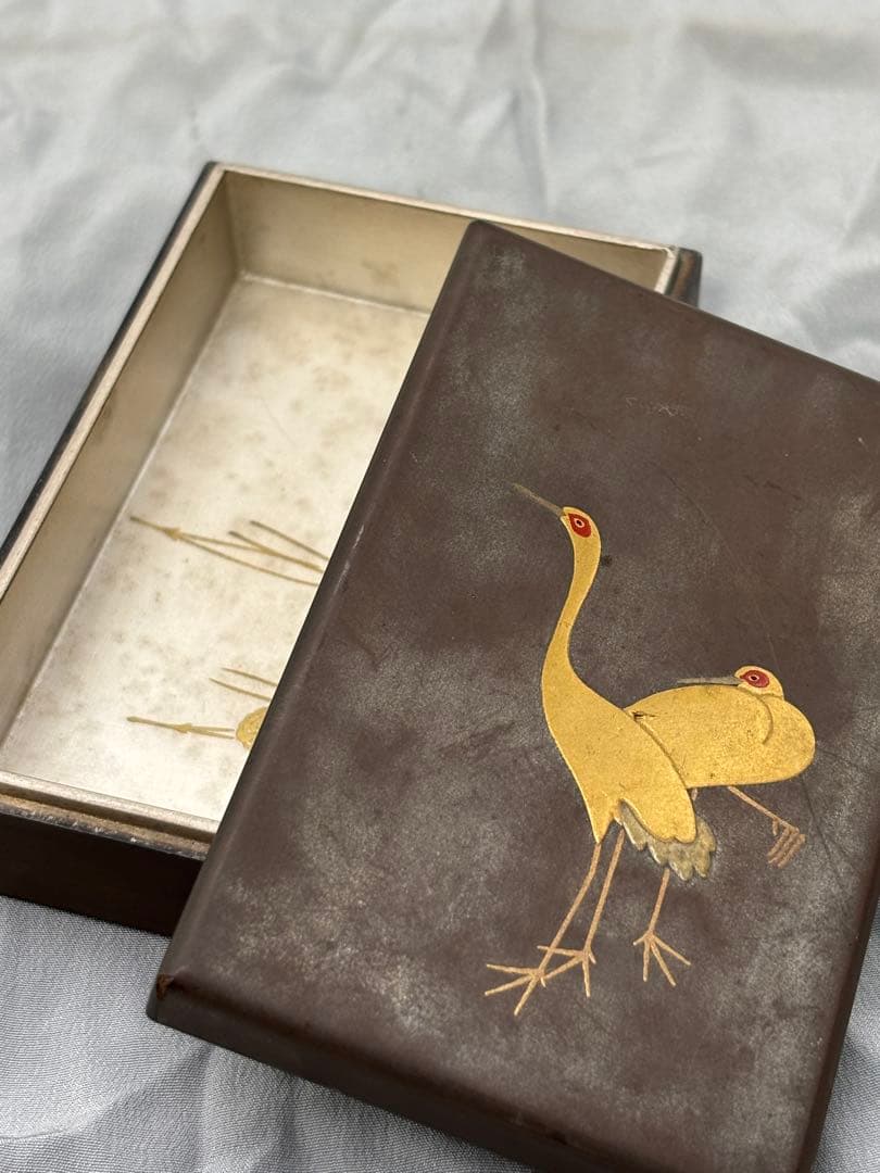 【吉祥鶴~金蒔絵小函】神韻縹渺の香合・古美術品・木調漆器・伽羅・香木沈香・茶道具