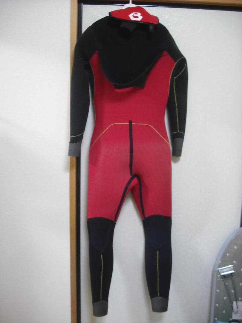 【専用・状態抜群】BEWET　セミドライ　ウエットスーツ　既成ML