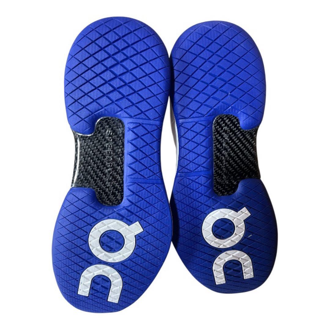 On | THE ROGER Pro(ザ・ロージャー・プロ) 30cm