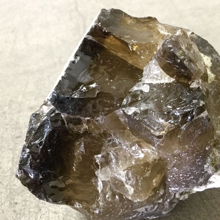 【強力な邪気払い、心身の癒し】ビッグサイズ！ 天然石 スモーキークォーツ 原石