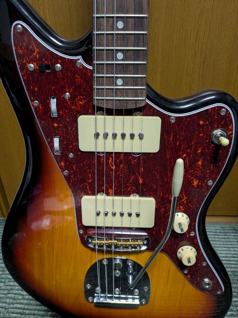 PLAYTECH　ジャズマスタータイプ　エレキギター