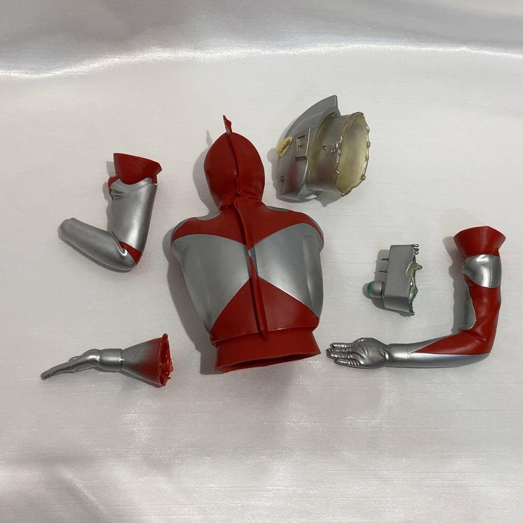 【美品】MEGA ウルトラマン　塗装済み組み立てキット　特撮