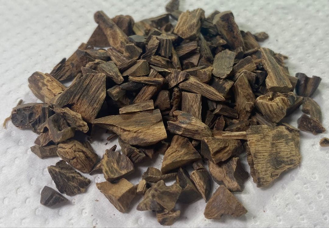 香木 お香用 茶色9gベトナム産沈香 聞香用 沈香 伽羅 香道