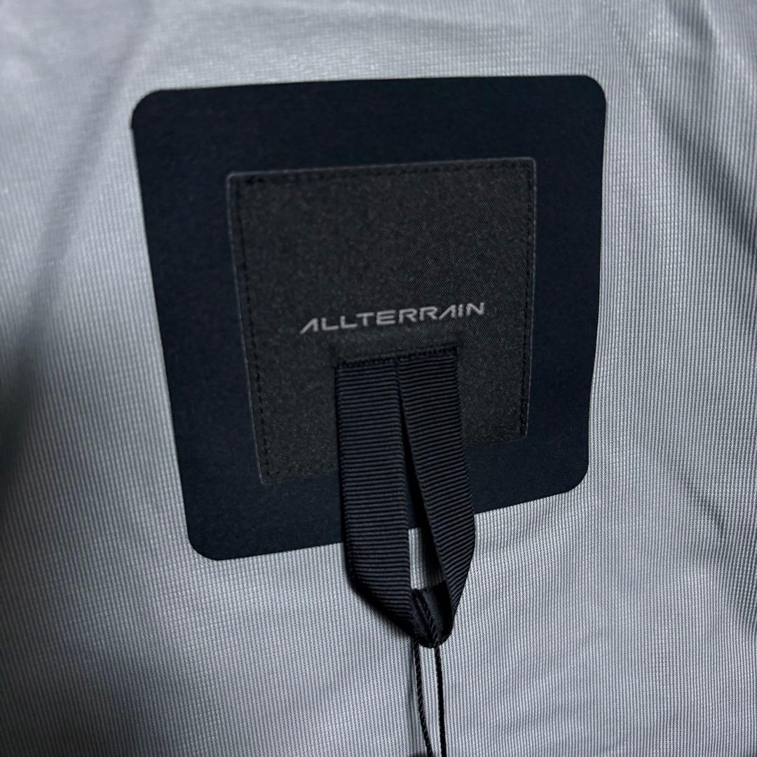 【極美品】デサント オルテライン クレアス 25SS