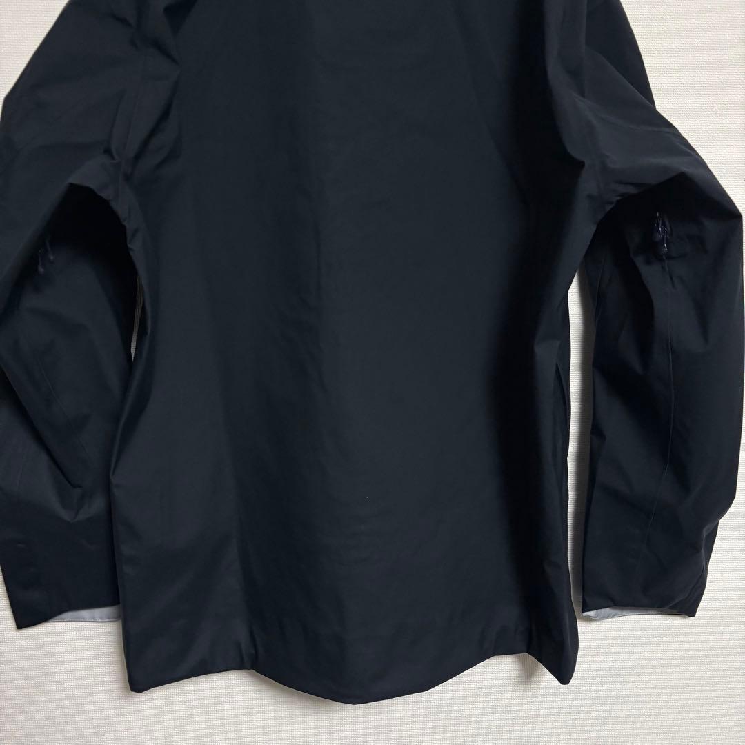 【極美品】デサント オルテライン クレアス 25SS