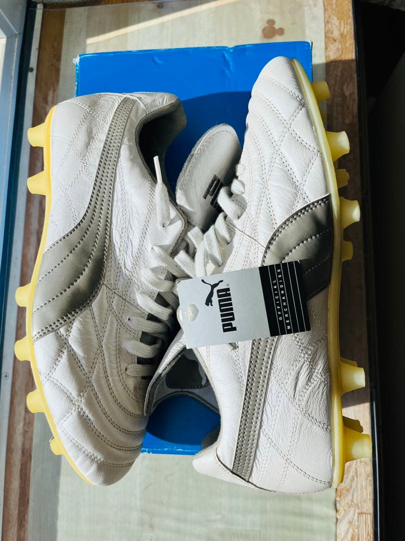 PUMA パラメヒコ　サッカーシューズ ホワイト スパイク