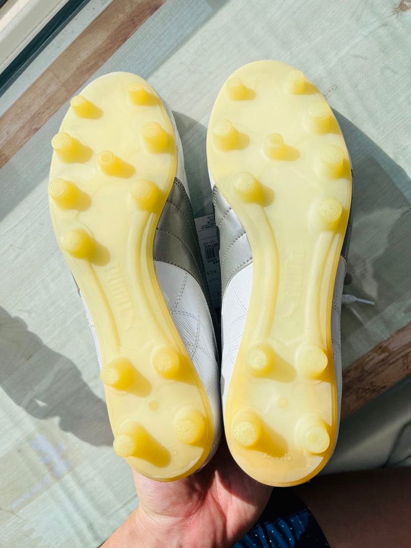 PUMA パラメヒコ　サッカーシューズ ホワイト スパイク