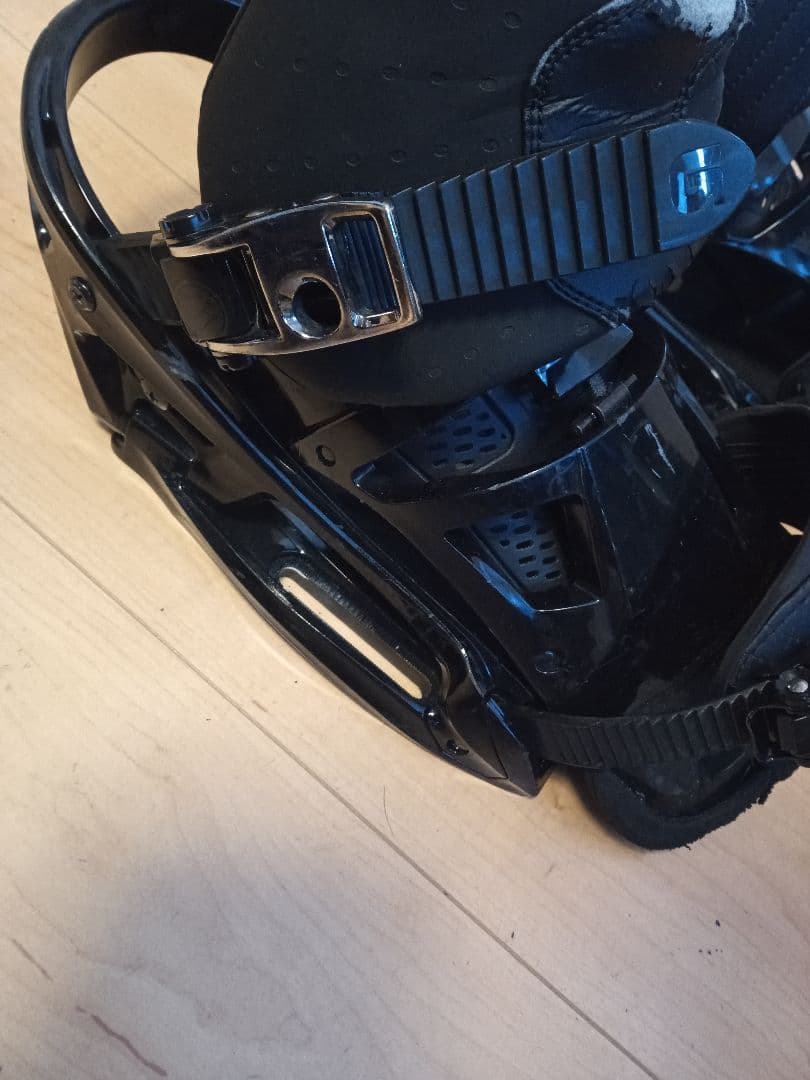 ハレさん専用　BURTON　スノーボード　ビンディング　Est専用　ブラック