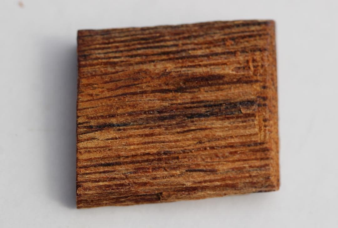 香木 古渡命銘木「浅緑」小分け 約0.54g 伽羅 お香 沈香奇南 奇楠