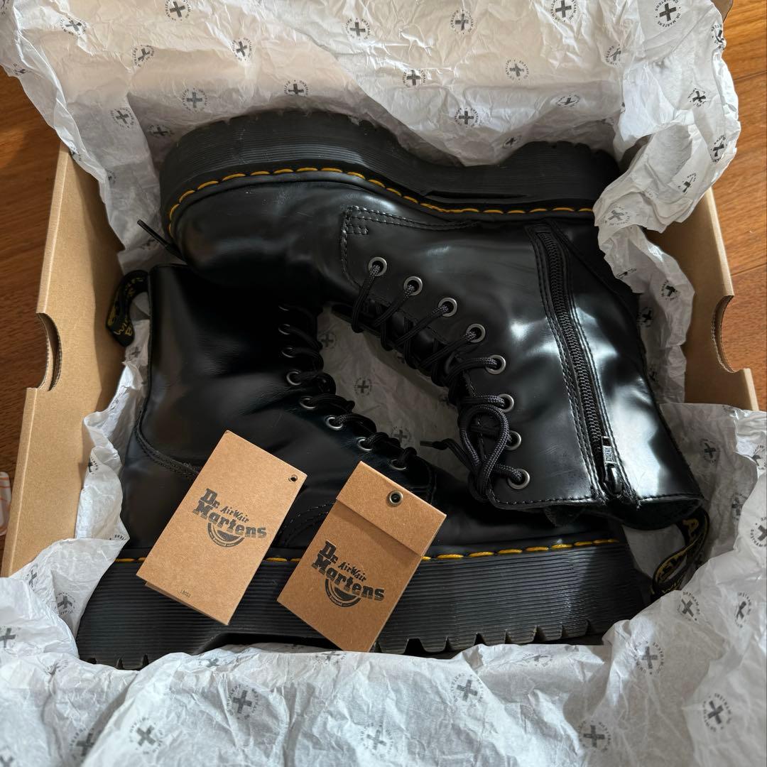 ドクターマーチン　JADON 8ホールブーツ　25センチ