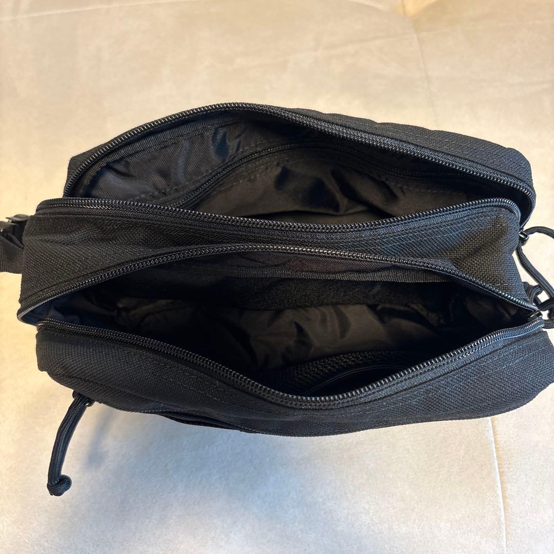 【美品】BRIEFING GOLF ダブルジッパーポーチ　ブラック