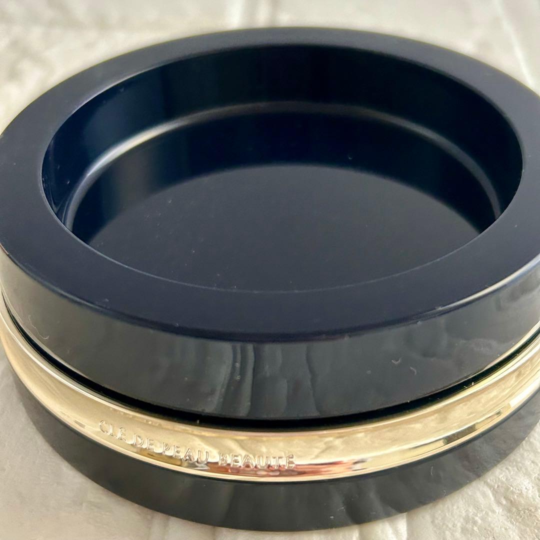 クレ・ド・ポーボーテ プードルトランスパラントn 1ライト レフィル パウダー