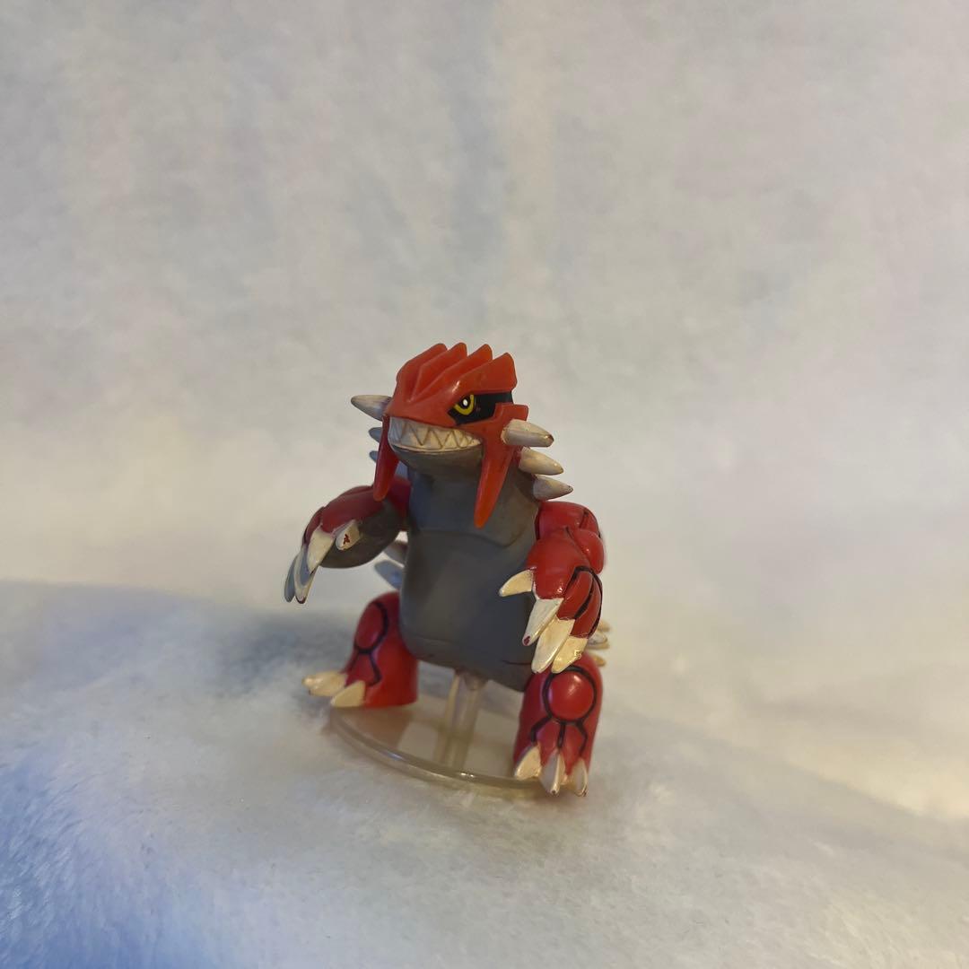 2002 TOMYグラードン　フィギュア