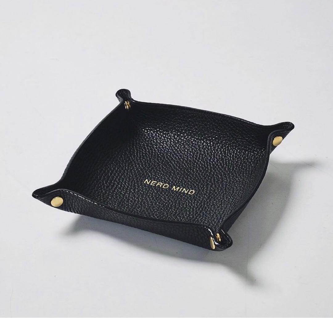 三代目　岩田剛典　NERDMIND レザートレイ　限定品
