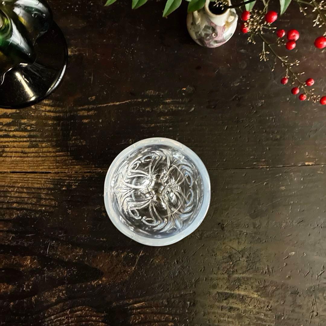 骨董　レトロ　乳白色暈し　ハートプレス紋　チューリップ型　パフェグラス　氷コップ