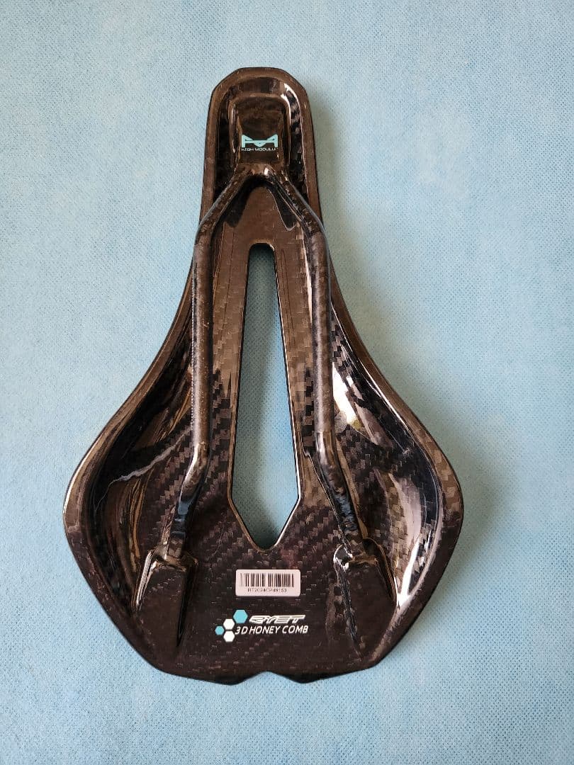 【中古品】RYET 3Dプリント カーボンサドル