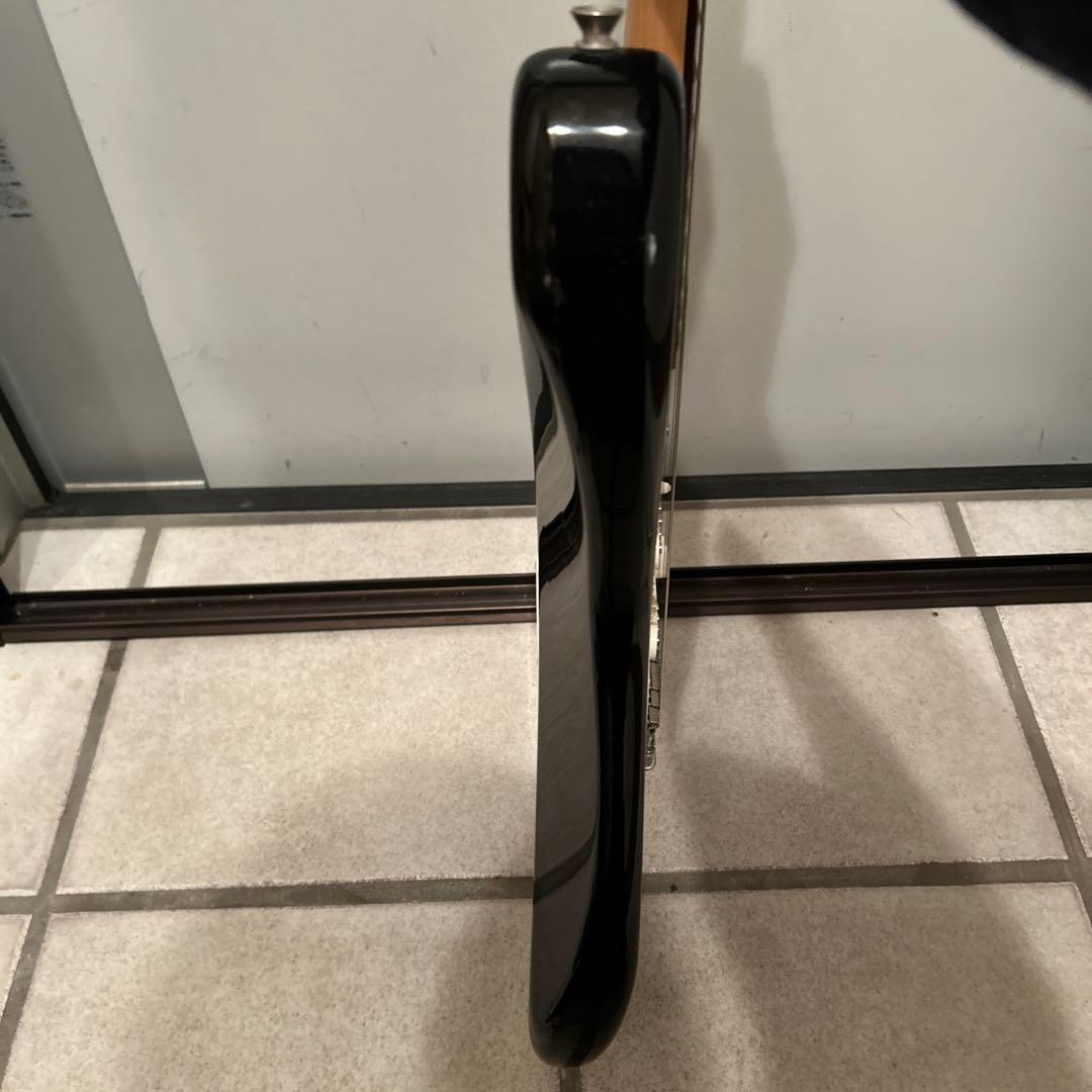 フェンダーストラスキャスター