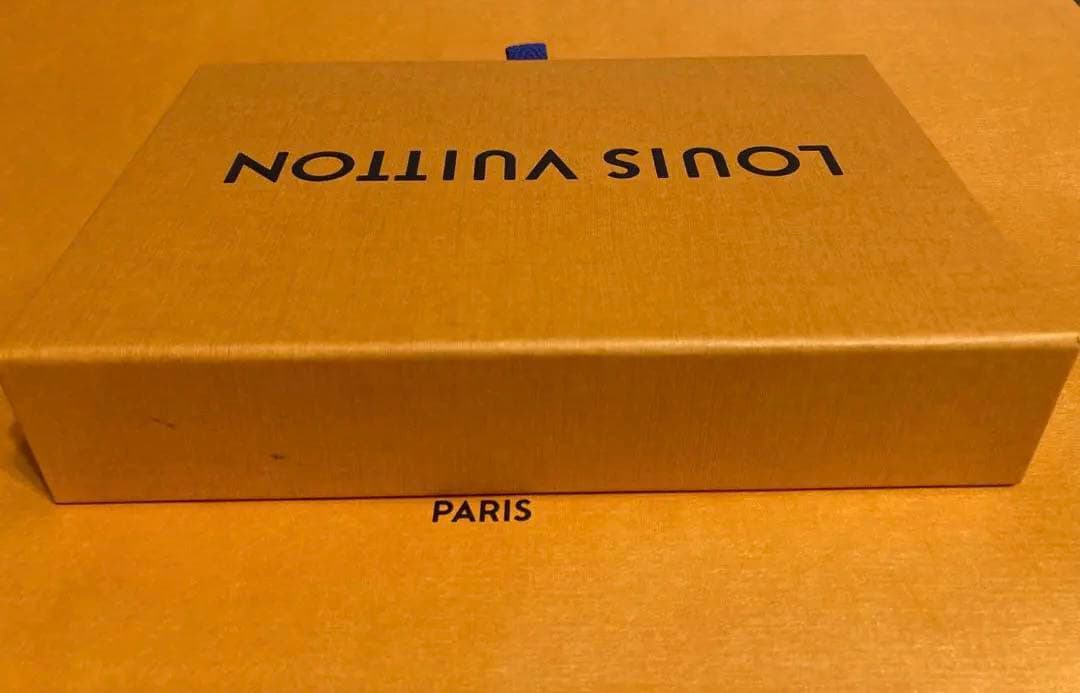 SK様 ルイヴィトン　iPhone SE2 iPhone8ケース