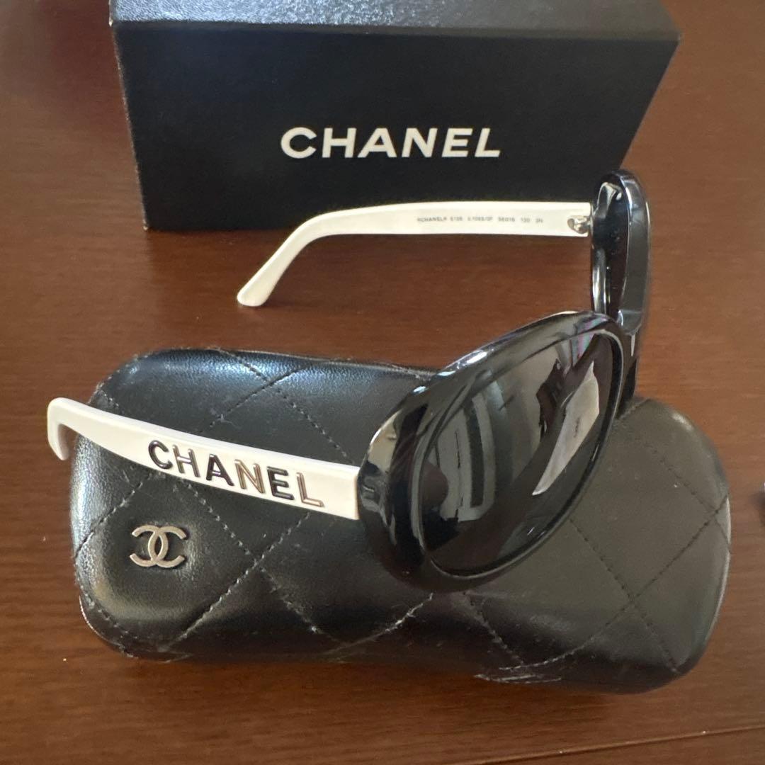 TANAKA 様限定⭐︎CHANEL ラウンド型サングラス ブラック ホワイト