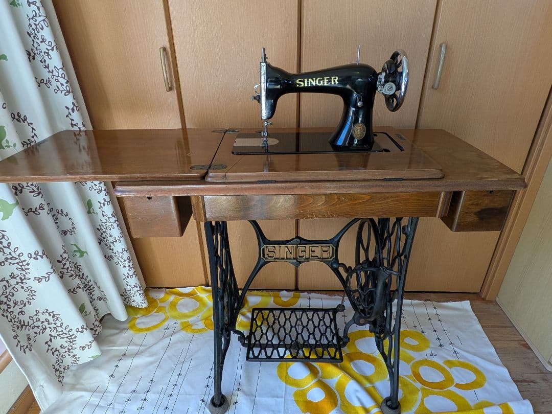 【ももさん専用】SINGER　足踏み式ミシン(アンティーク品)