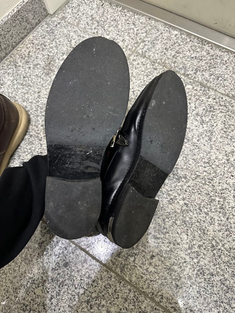 TOGA ブラック ローファー